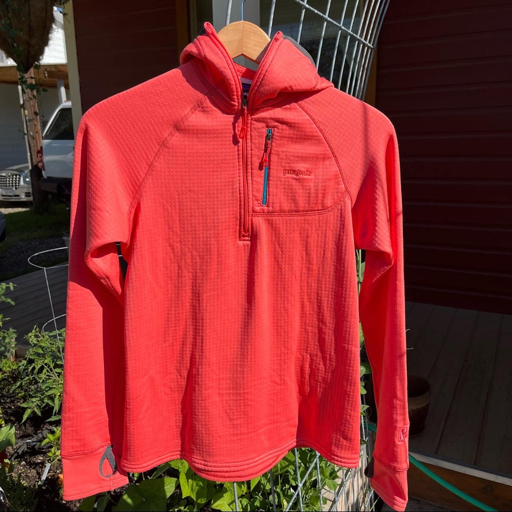 Women’s Patagonia R1 Hoody Pullover